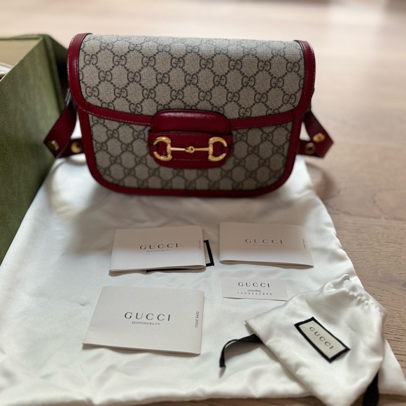 **SOLD** Gucci Horsebit 1955 Shoulder bag - Authentic - Picture 7 of 10